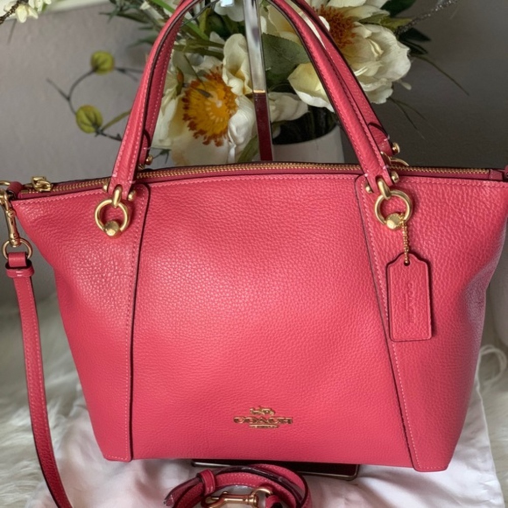 NWOT Coach Kacey Satchel Leather
Gold/Strawberry Haze